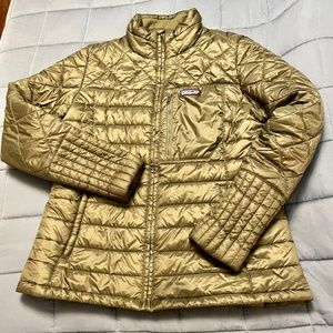 Patagonia Olive Green women's puffer size large